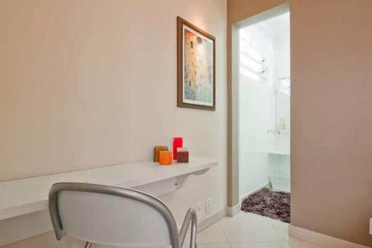 Homestay 3 - Avenida Carlos Gomes Порту-Алегри Экстерьер фото
